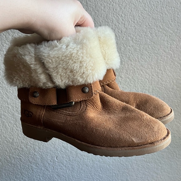 UGG Women’s 6 Brown Fleece Lined Fold Over Cedric Biker Boot Booties - Picture 5 of 12